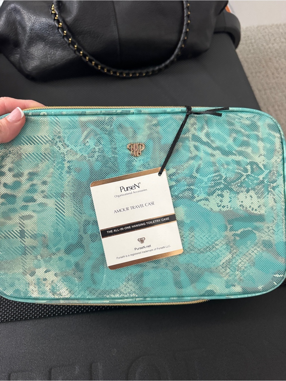 PurseN Amour Travel Case - Teal Python Snakesin Print